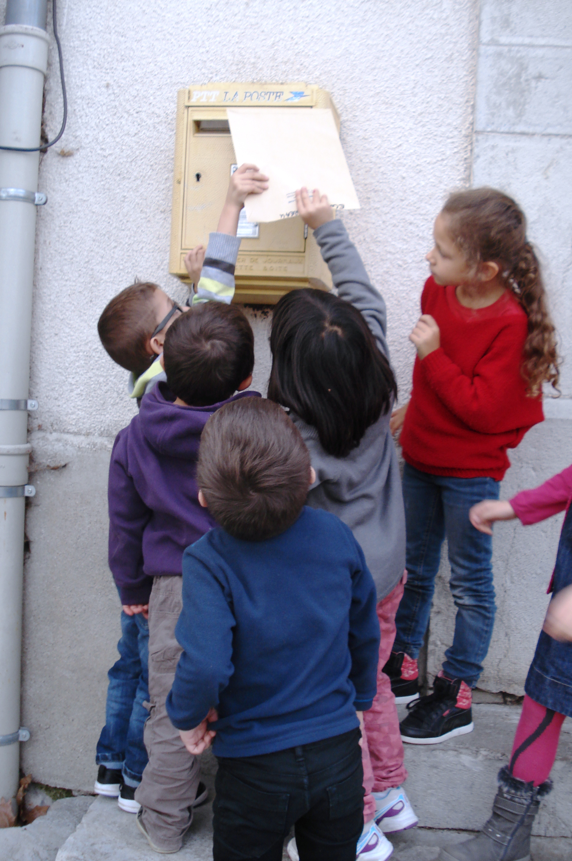 Activités périscolaires : "la lettre au Père-Noël" avec Danièle